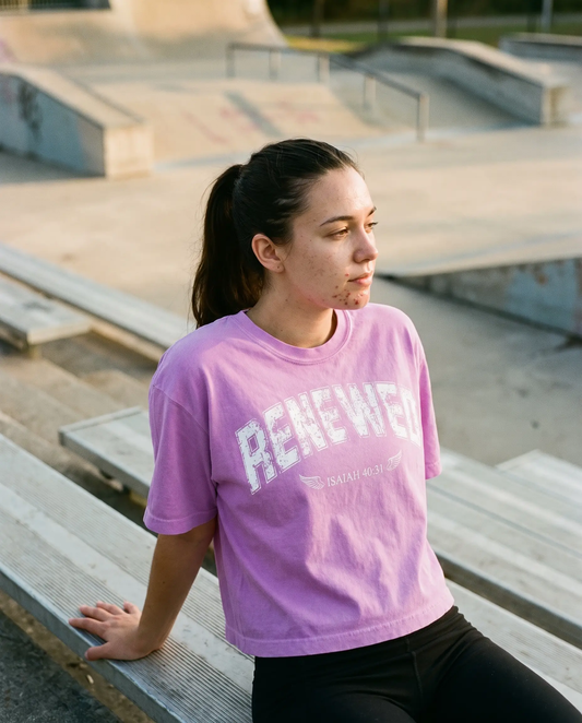 Model wearing the Renewed Shirt, Neon Violet